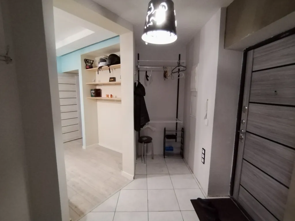 Трехкомнатная с оригинальным дизайнерским ремонтом ЦЕНТР