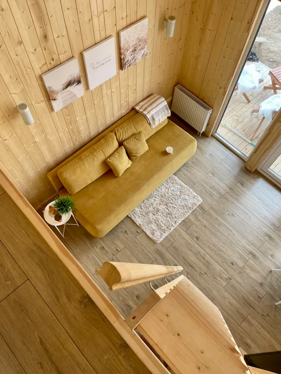 Дом с сауной у пруда