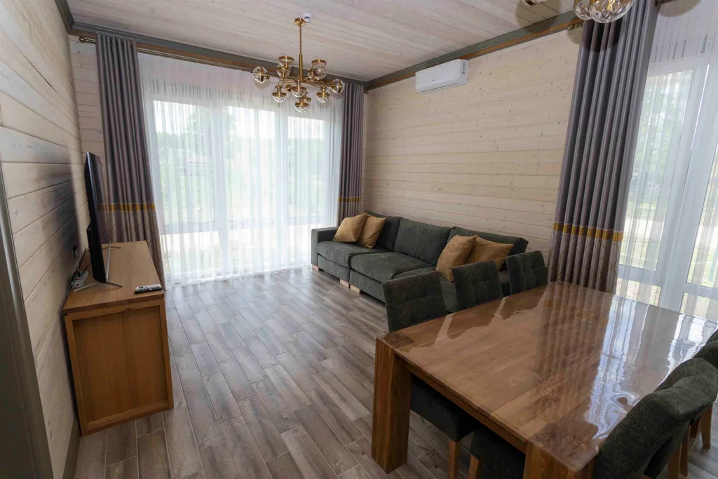 Уютный благоустроенный коттедж