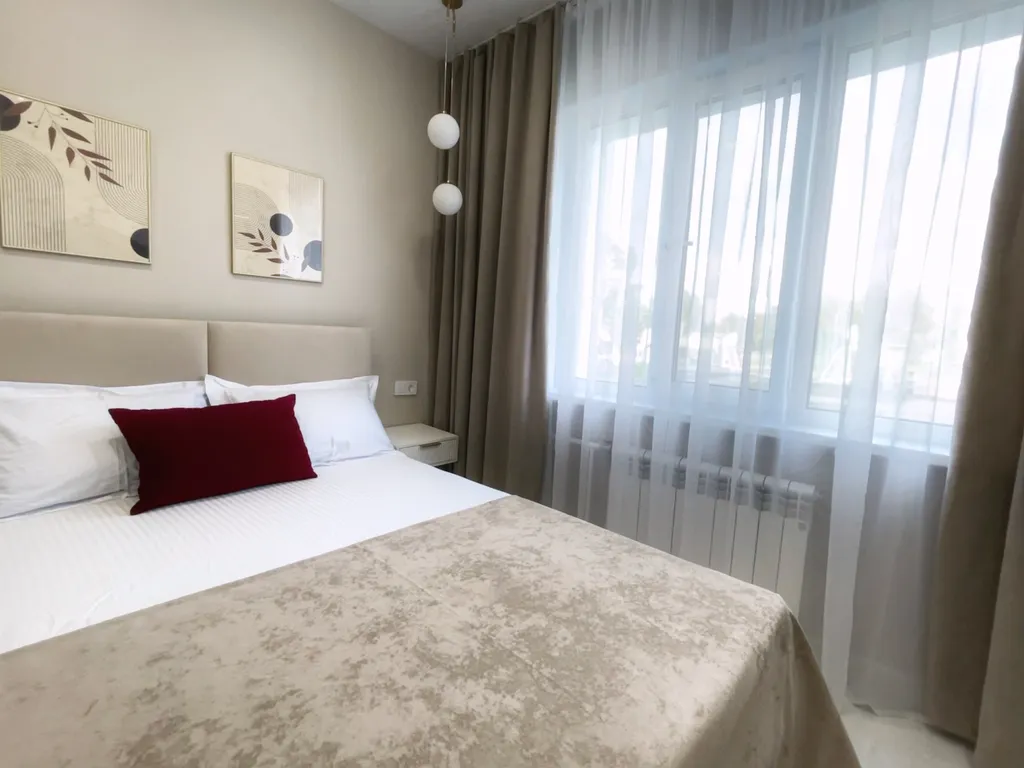 Дизайнерские апартаменты на Степана Повха