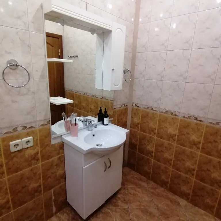 Квартира в 100 метрах от панорамы Сталинградской битвы, набережной и Волгой