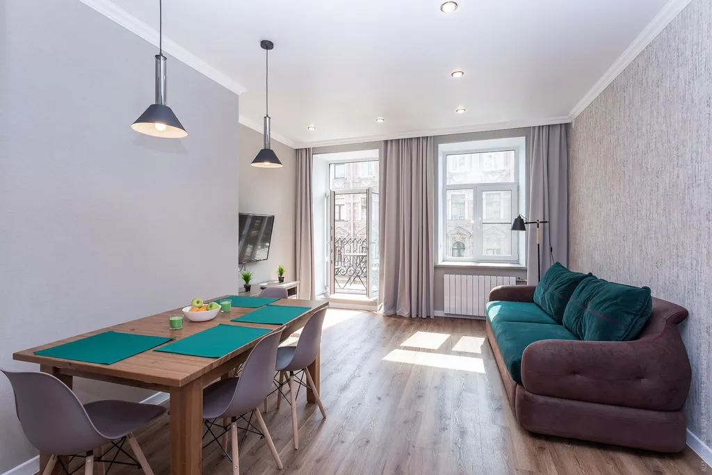 Квартира Квартира 2-ком кв в центре, бесплатная парковка, видовой балкон — Санкт-Петербург