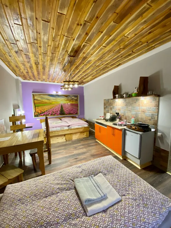 Апартаменты студио с отдельным входом для 3 гостей на озере Дривяты