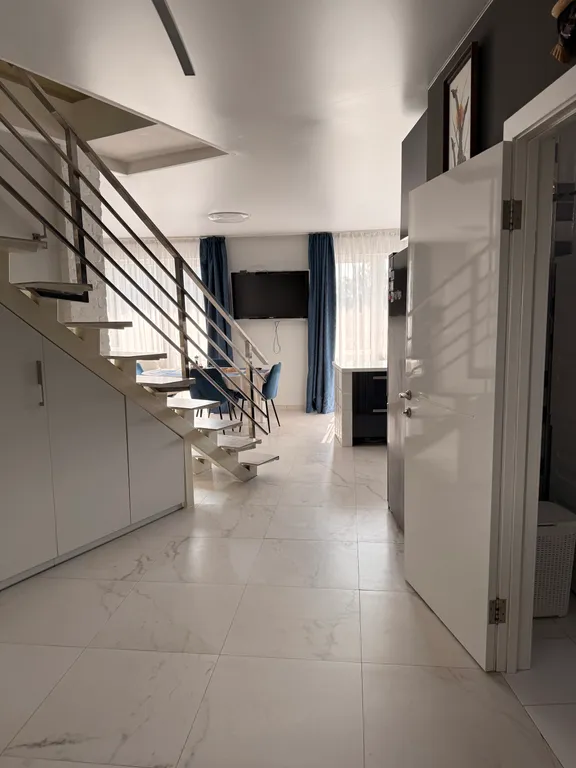 Сдается уютный дом в Ялте посуточно со скидкой с видом на море .