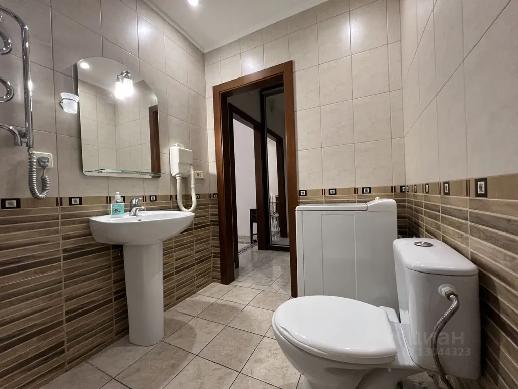 Апартаменты на набережной люкс шоколад двухкомнатный с балконом