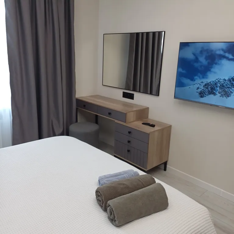 Видовая уютная чистая 2-комнатная квартира рядом с ТК Мега