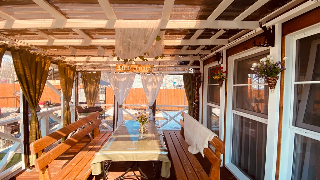 Домик с бассейном ААГ