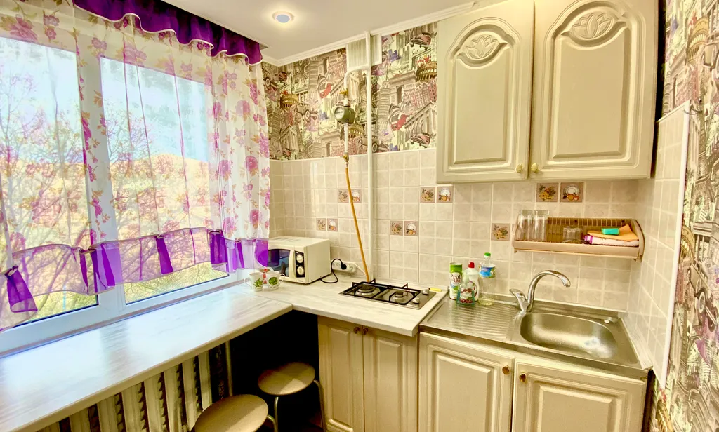 Двушка в центре возле моря