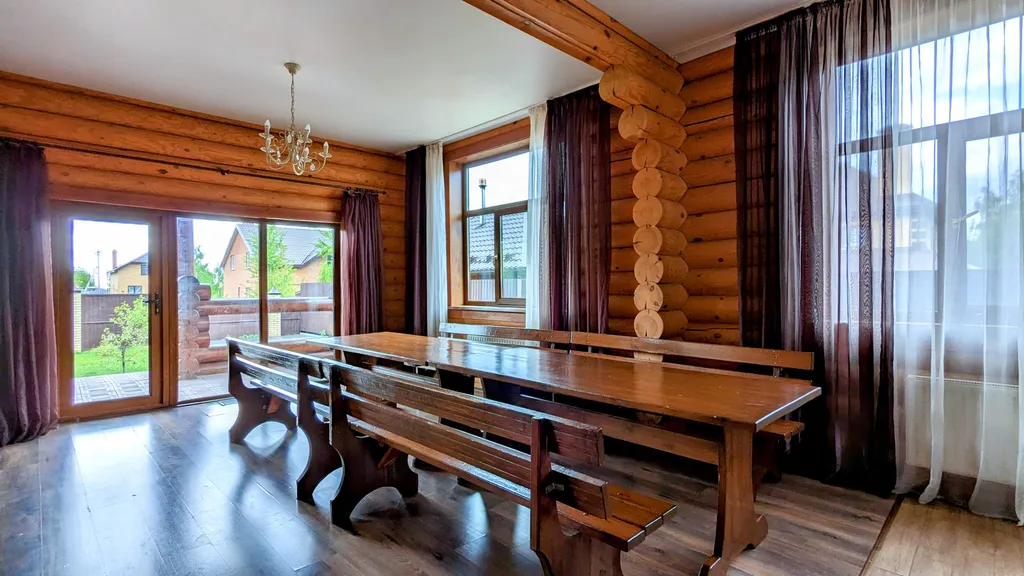 Дом с бассейном, сауной, до 50 человек