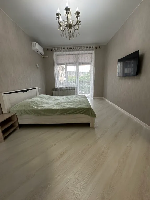 Уютная, новая квартира в центре города