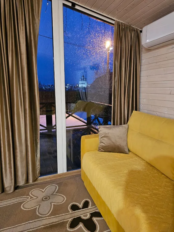 Новый дом с панорамным видом на город