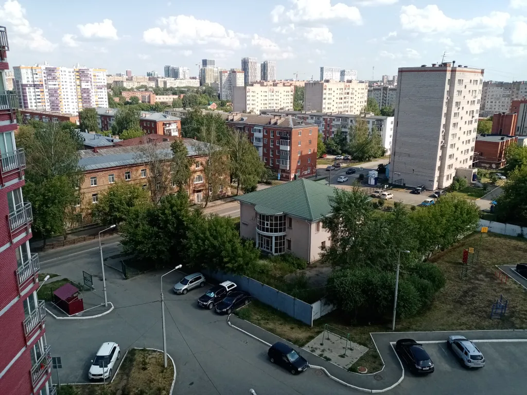 Уютная студия в хорошем районе, рядом с зоопарком