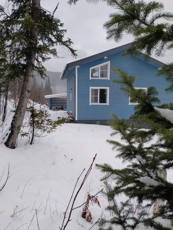 Дом Солнце в горах с баней на территории