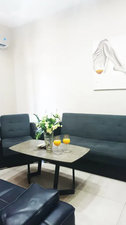 Двукомнатная квартира в Саакадзе тауерс