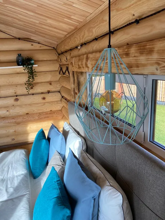 Дом с бассейном