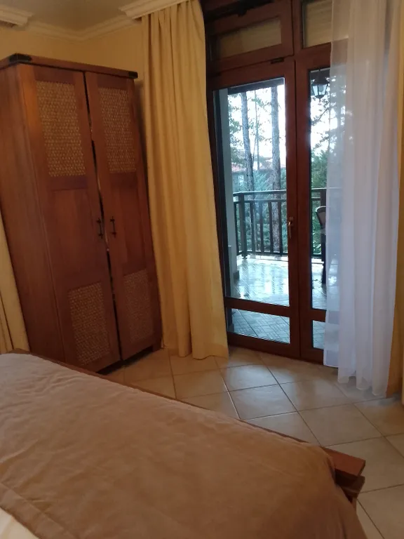 Трехкомнатный люкс в соснах у моря в Санта Марина