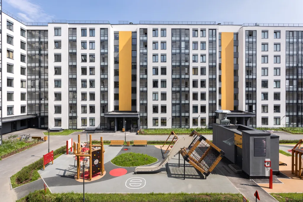 Green в Солнечном городе