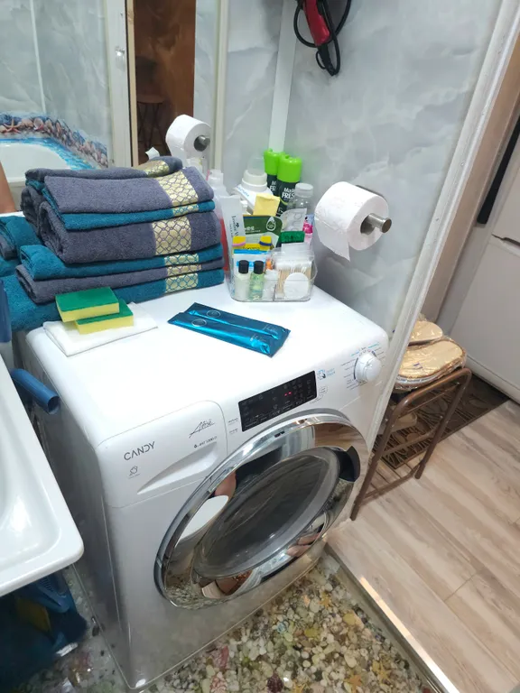 Студия почти в центре, рядом с Золотым мостом, Китайским консульством, фуникулером