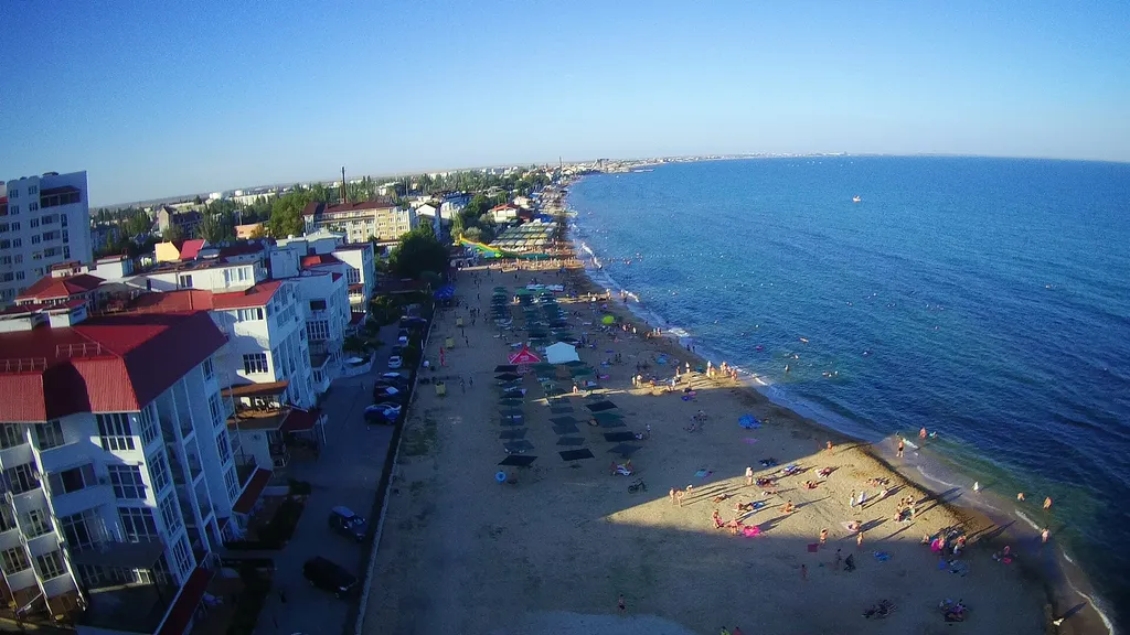 Просторная студия на первой линии у моря