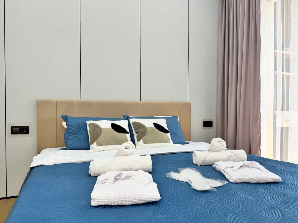 Евродвушка в ЖК Комфорт Сити с видом на горы, рядом с ТЦ MEGA