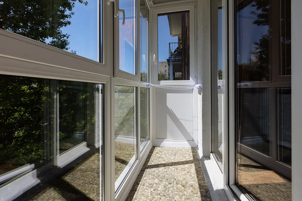 Две минуты и вы уже на Острове Канта, в самом центре Калининграда!