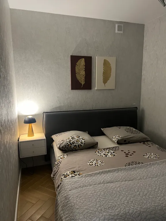 Новый таунхаус с шикарным видом на горнолыжный склон и лес