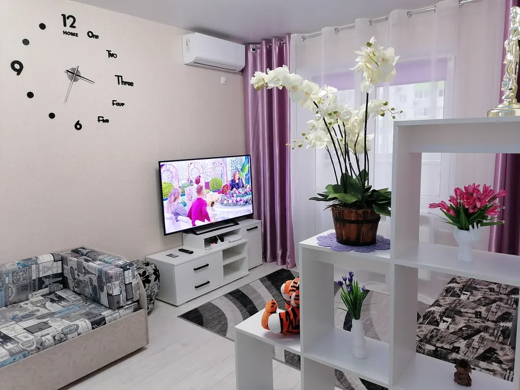 Уютная квартира студия около парка Галицкого и стадиона Краснодар — аренда посуточно в Краснодар