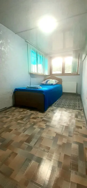 Домик в самом центре