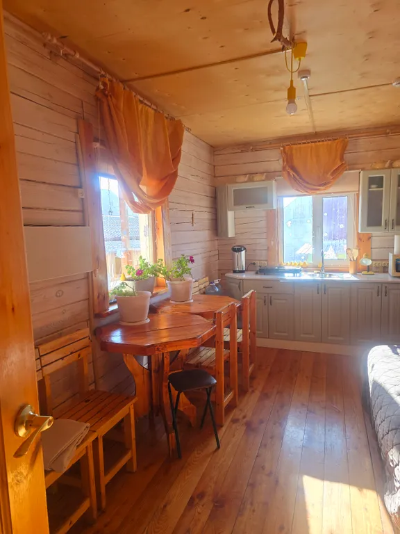 Уютный номер с собственным душем и туалетом