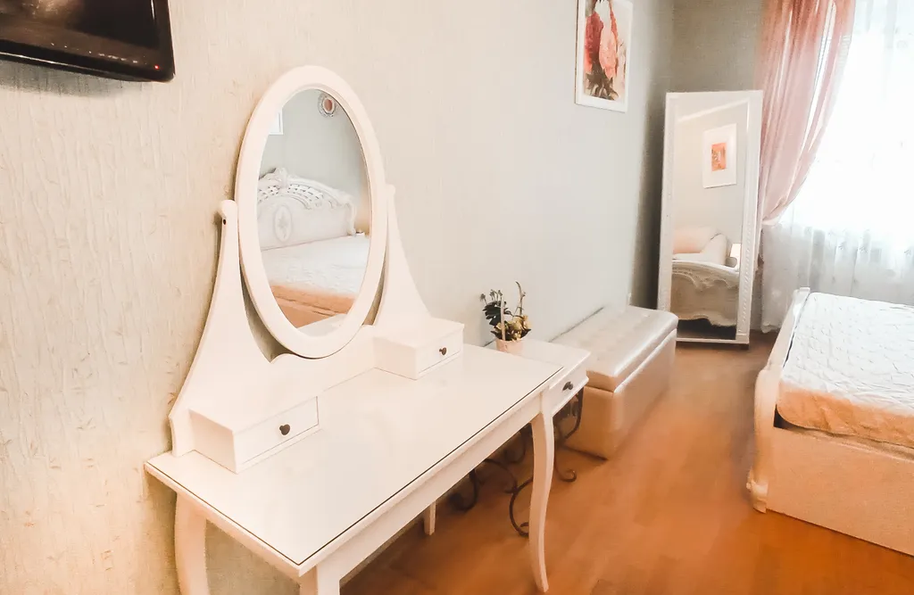 3-комнатная квартира в самом центре, площадь Ленина