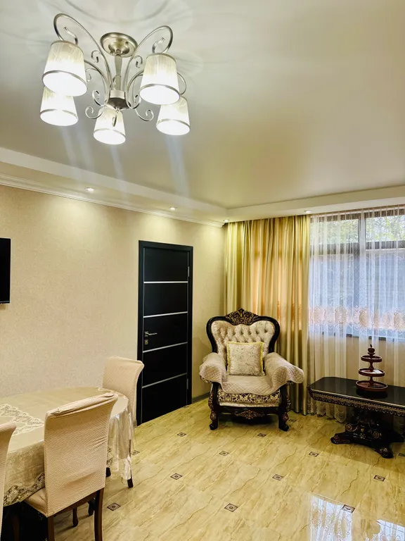 Квартира 3-комнатная Квартира — Кучук-Дере