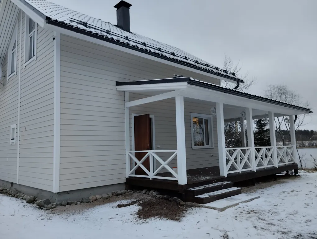 Дом у озера