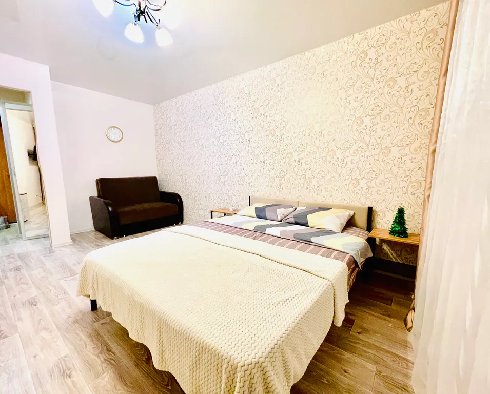 Уютная 1-комнатная квартира — аренда посуточно в Вологда