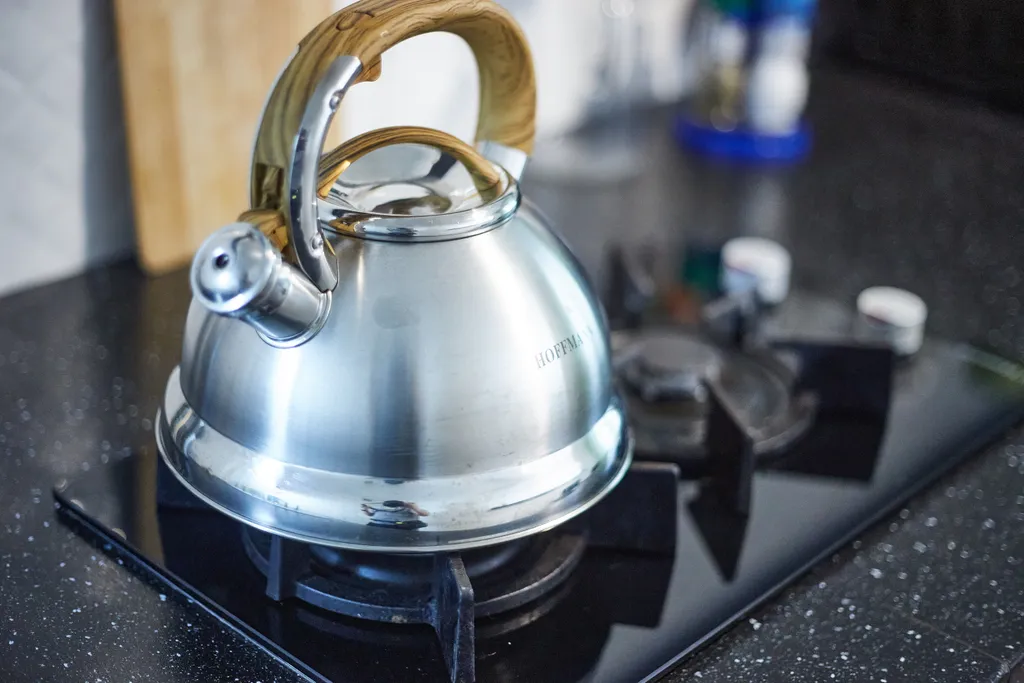 Просторный крутой апартамент с панорамными окнами