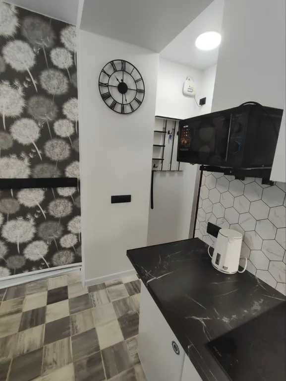 ЖД вокзал, студия