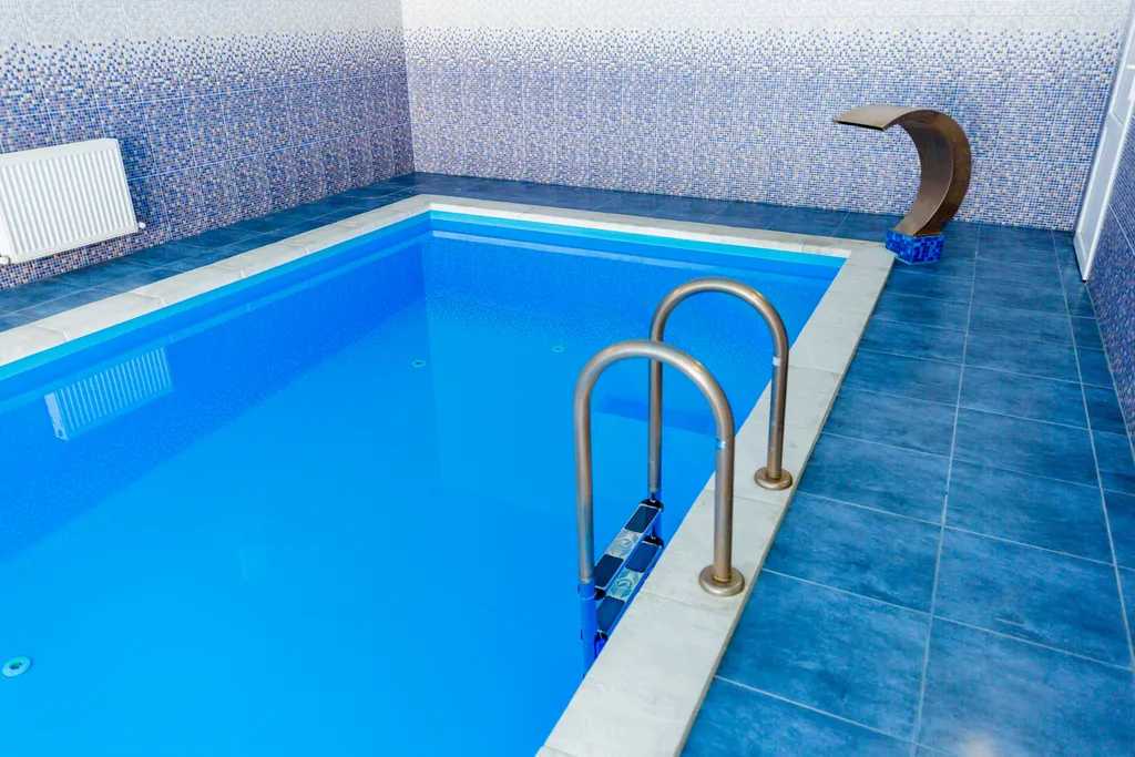 Загородный дом с бассейном и зоной отдыха