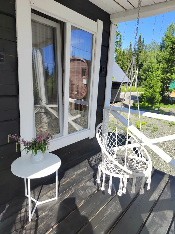 Коттедж Уютный, теплый дом с видом на гору Мустаг — Шерегеш