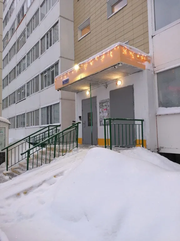 Честная квартира с балконом Четыре угла возле ТЦ Аура