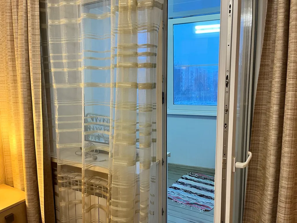 Большая тёплая уютная квартира с тремя отдельными комнатами и лоджией