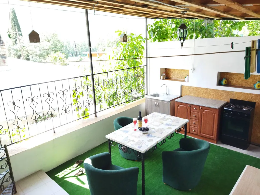 Коттедж Домик в Красном Раю — Изобильное