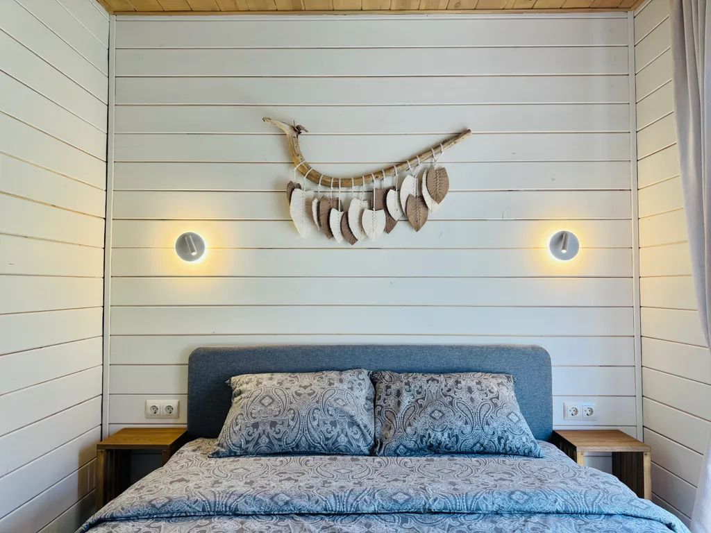 Дом в эко стиле с мангалом и видом на лес