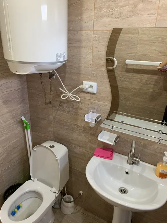 Двухкомнатный апартамент с кухней и террасой на Азовском море