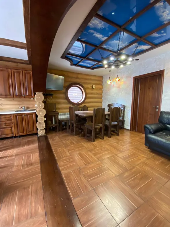 Дизайнерский дом Каравелла в центре Абзаково