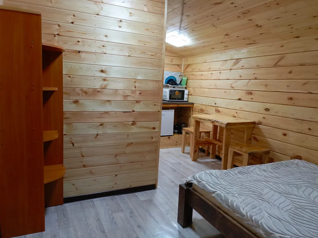 Удачный дворик с видом на горы