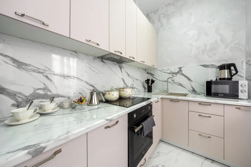 Просторная квартира с видом на горы в центре