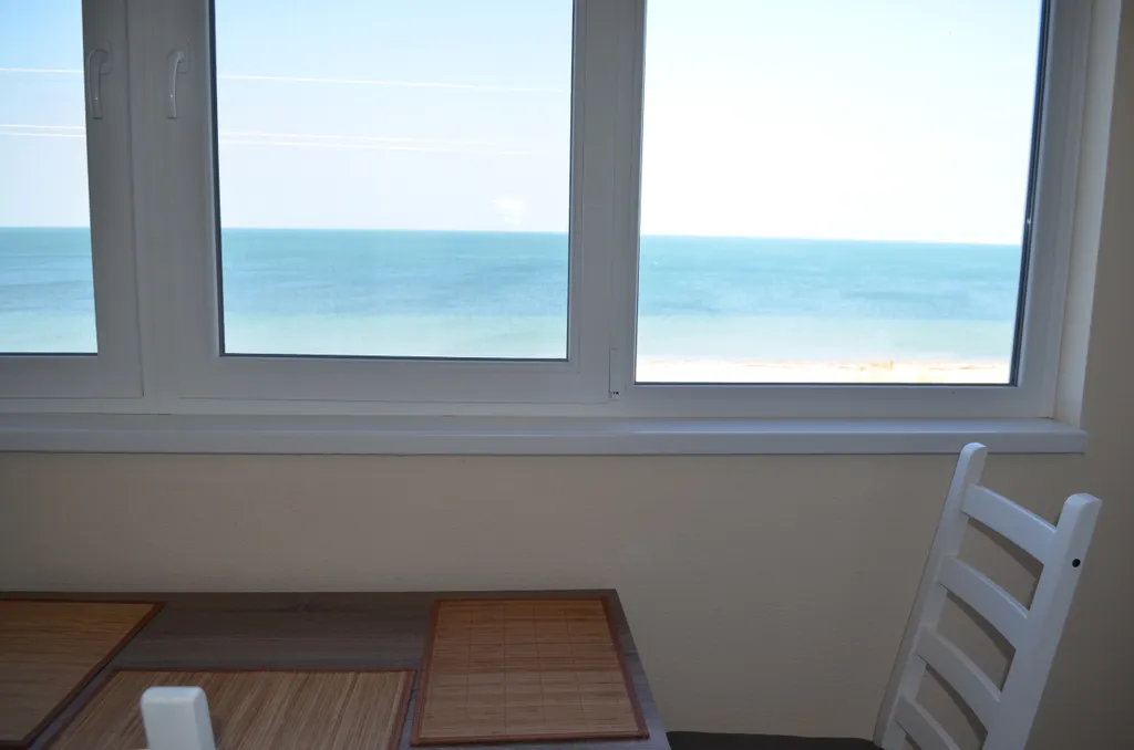 Комната с видом на море со всеми удобствами и отдельным входом