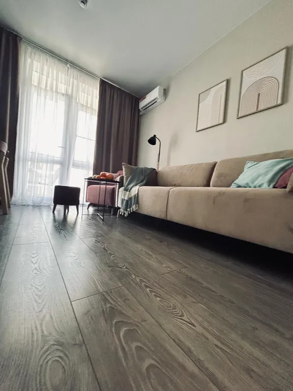 Студия с бассейном