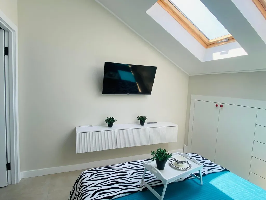 Квартира Квартира Яркая квартирка с кусочком моря — Геленджик