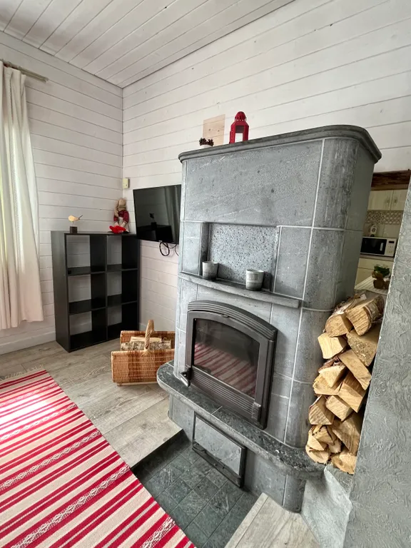 Коттедж Благоустроенный дом у реки — аренда посуточно в Петрозаводск