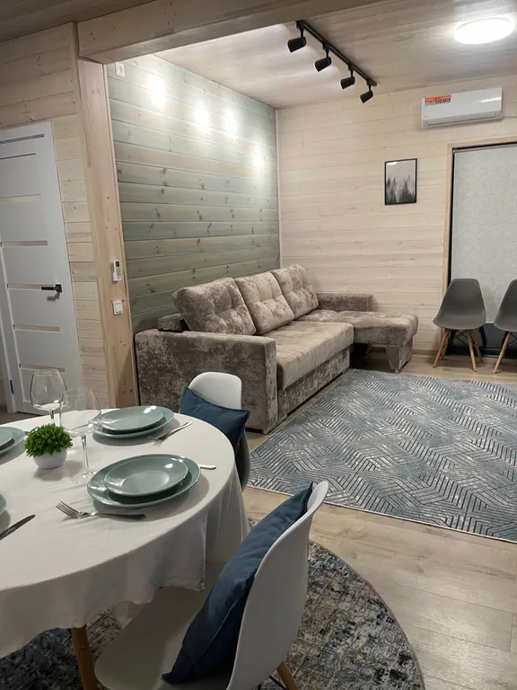 Уютный домик с террасой